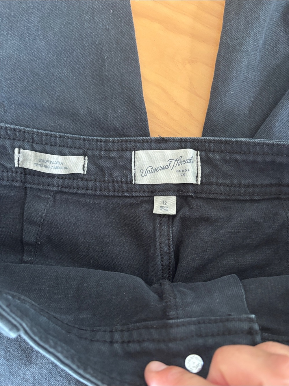 Universal Thread Black Wide Leg Flare Jeans - Picture 4 of 4